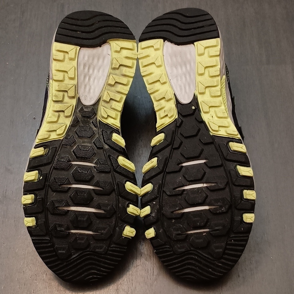 New Balance 410V7 Running Shoes - Picture 5 of 6